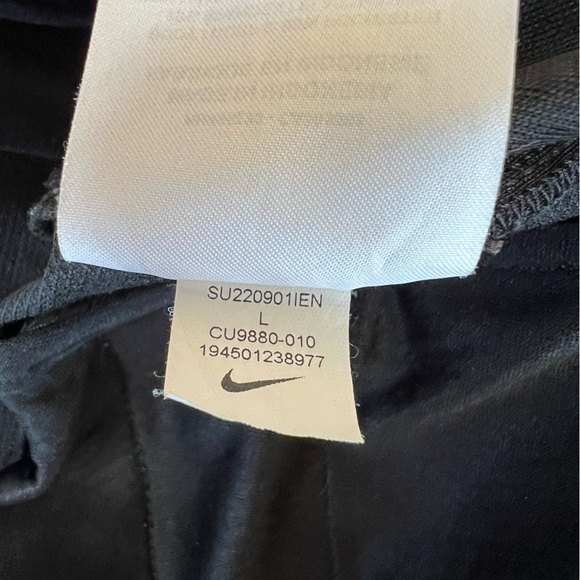 Nike Golf Youth Junior Boys Black Dri-Fit Golf Shorts, size L - Picture 9 of 10